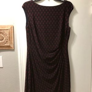 Lauren rouched dress. Polyester.